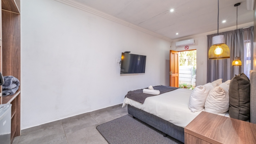 Commercial Property for Sale in Flamwood North West